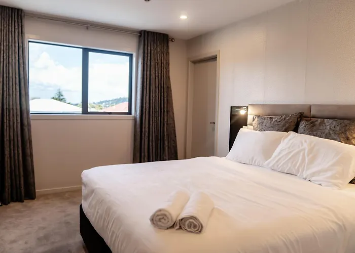 Albert Luxury Suites